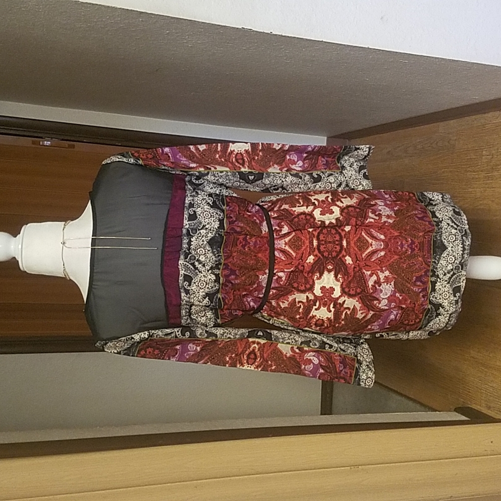OLIVE TREE DRESS - Picture 2 of 6